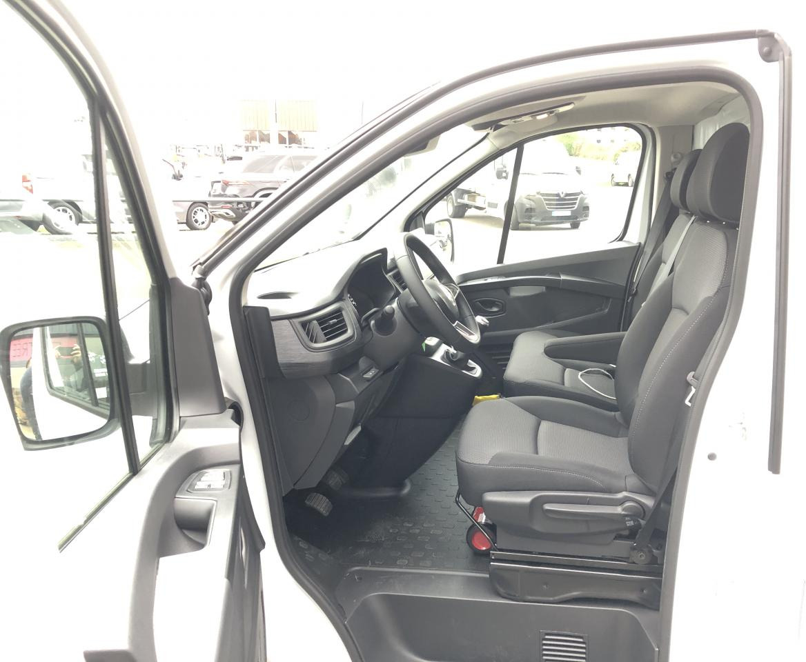 RENAULT Trafic L2H1 3000 Kg 2.0 Blue dCi 170ch ADVANCE - Gesloten bestelwagen: afbeelding 5 RENAULT Trafic L2H1 3000 Kg 2.0 Blue dCi 170ch ADVANCE - Gesloten bestelwagen: afbeelding 5