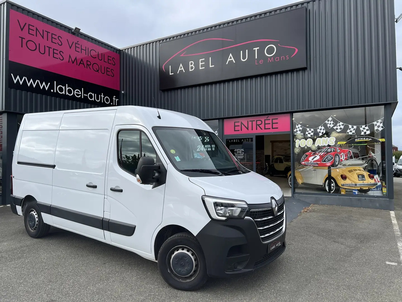 Renault Master F3300 L2H2 2.3 BLUE DCI 135CH GRAND CONFORT EURO6 - Gesloten bestelwagen: afbeelding 1 Renault Master F3300 L2H2 2.3 BLUE DCI 135CH GRAND CONFORT EURO6 - Gesloten bestelwagen: afbeelding 1