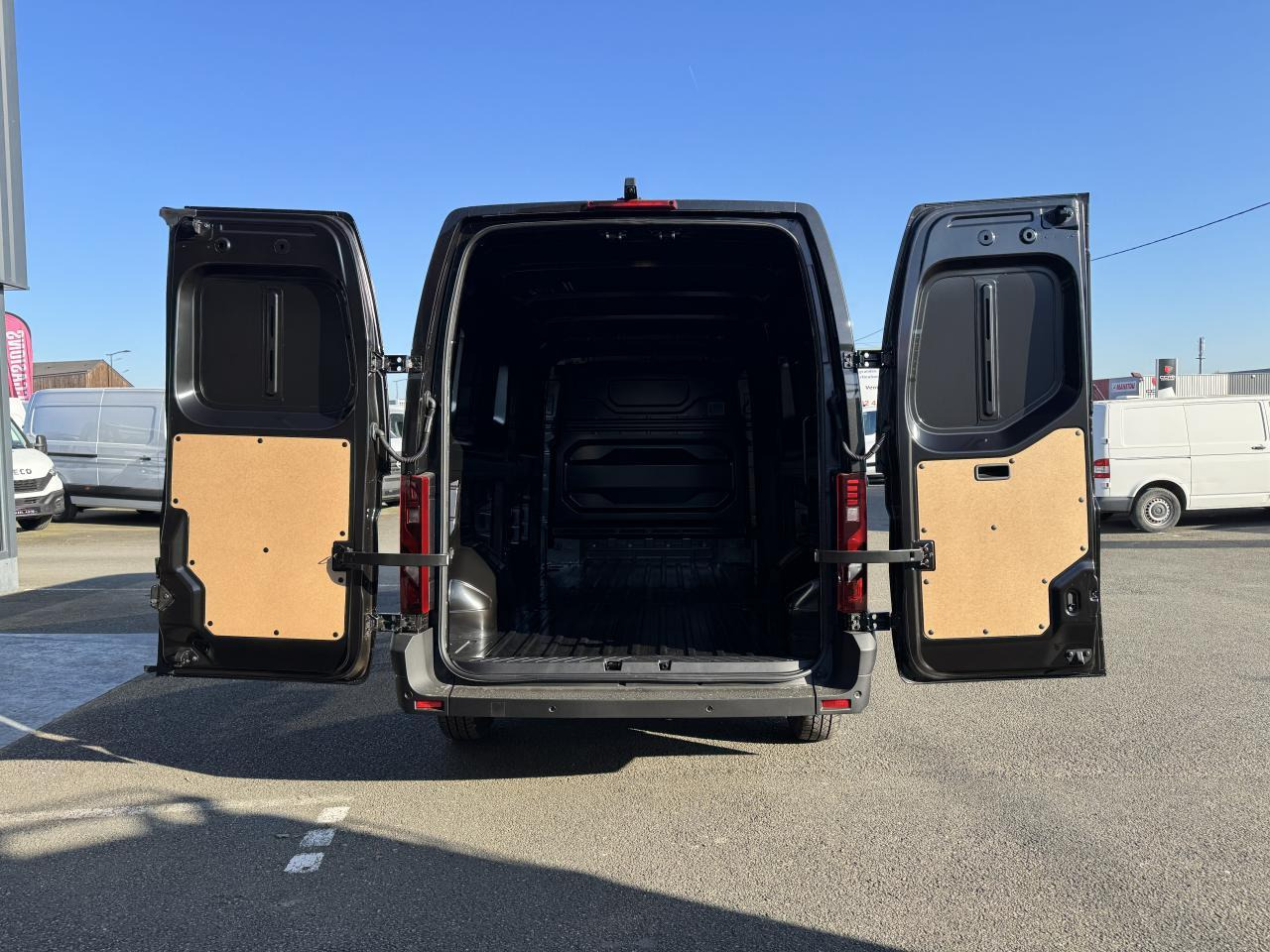 Renault Master F3500 L3H2 2.0 BLUE DCI 150CH EXTRA + CAMERA - Gesloten bestelwagen: afbeelding 2 Renault Master F3500 L3H2 2.0 BLUE DCI 150CH EXTRA + CAMERA - Gesloten bestelwagen: afbeelding 2