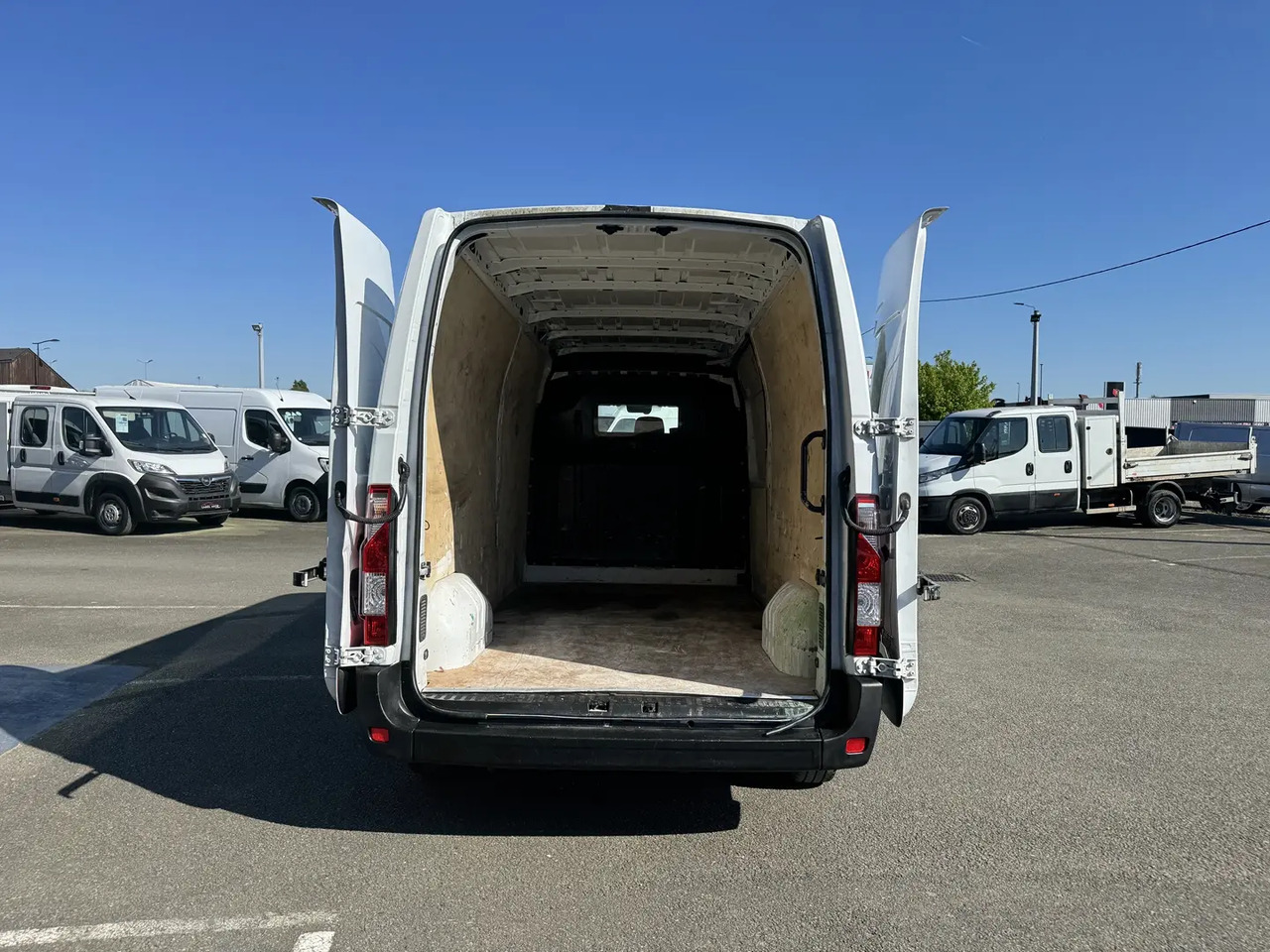 Renault Master F3500 L3H2 2.3 DCI 135CH CONFORT EURO6 - Gesloten bestelwagen: afbeelding 2 Renault Master F3500 L3H2 2.3 DCI 135CH CONFORT EURO6 - Gesloten bestelwagen: afbeelding 2