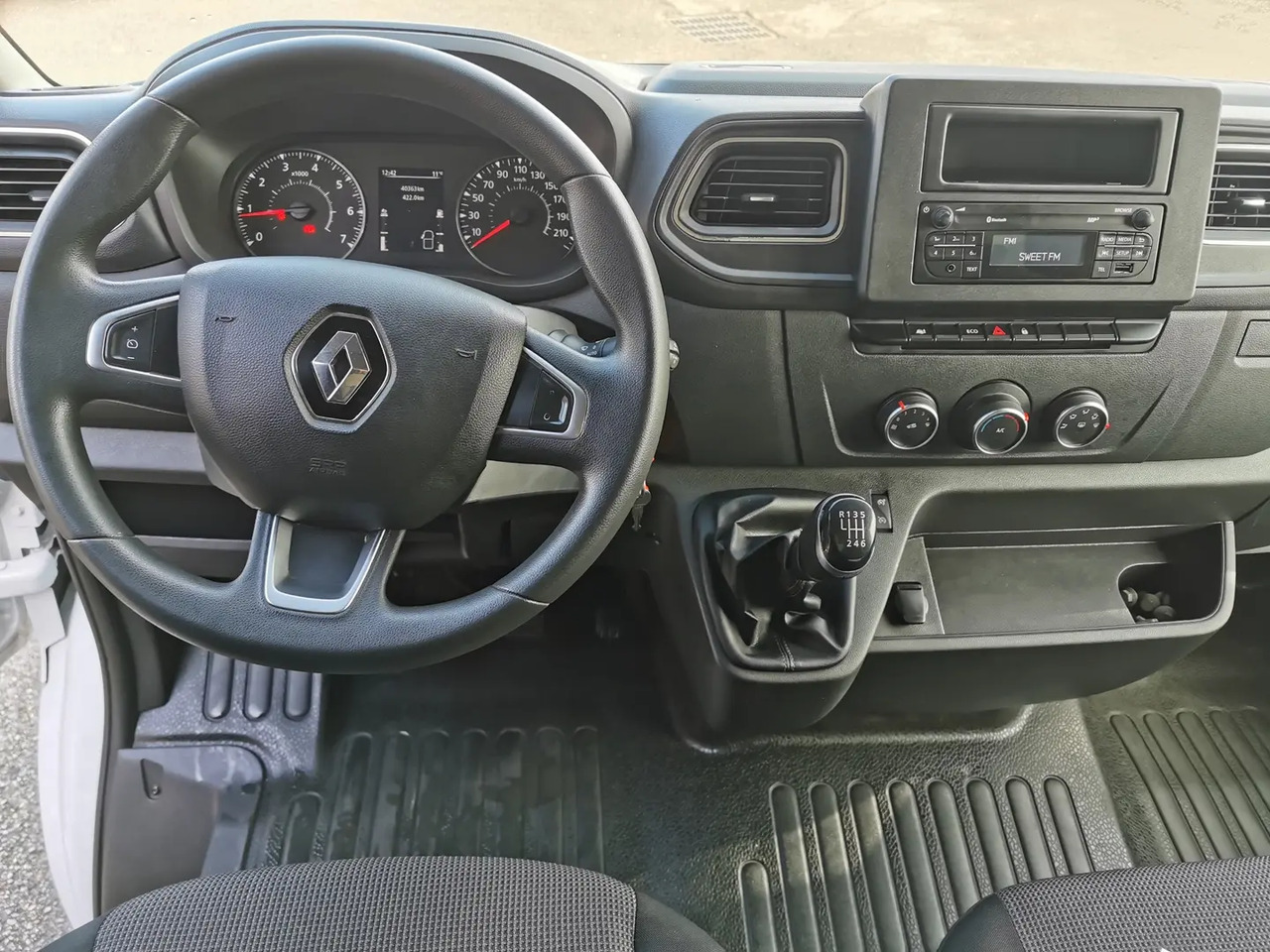 Renault Master R3500RJ L3 2.3 DCI 130CH + COFFRE CONFORT EUROVI - Kipper bestelwagen: afbeelding 4 Renault Master R3500RJ L3 2.3 DCI 130CH + COFFRE CONFORT EUROVI - Kipper bestelwagen: afbeelding 4