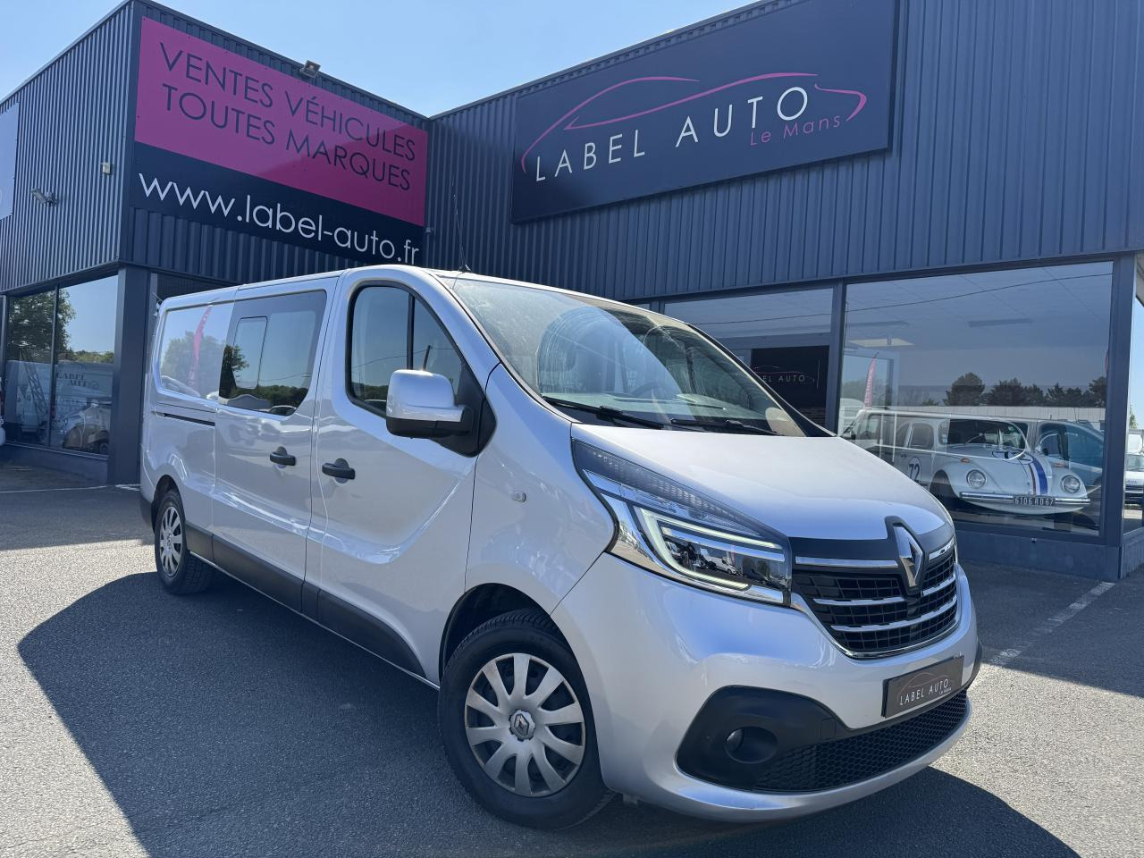 Renault Trafic L2H1 2.0 DCI 145CH CABINE APPROFONDIE 6 PLACES CONFORT EDC - Bestelwagen met dubbele cabine: afbeelding 2 Renault Trafic L2H1 2.0 DCI 145CH CABINE APPROFONDIE 6 PLACES CONFORT EDC - Bestelwagen met dubbele cabine: afbeelding 2