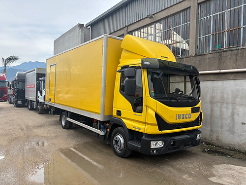 Eurocargo Cassonato con sponda caricatrice - Bakwagen: afbeelding 1 Eurocargo Cassonato con sponda caricatrice - Bakwagen: afbeelding 1