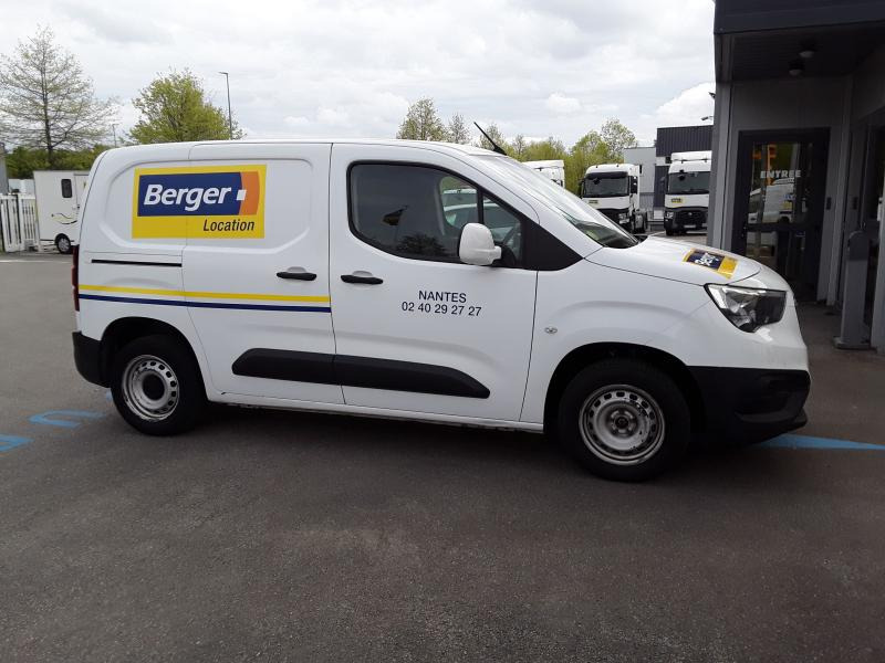 OPEL COMBO 100CV 3m3 - Kleine bestelwagen: afbeelding 2 OPEL COMBO 100CV 3m3 - Kleine bestelwagen: afbeelding 2
