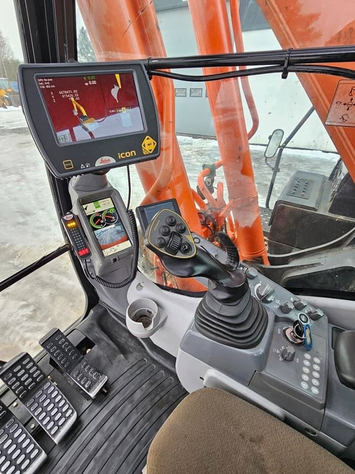 Rupsgraafmachine Hitachi ZX 300 LC-6: afbeelding 37
