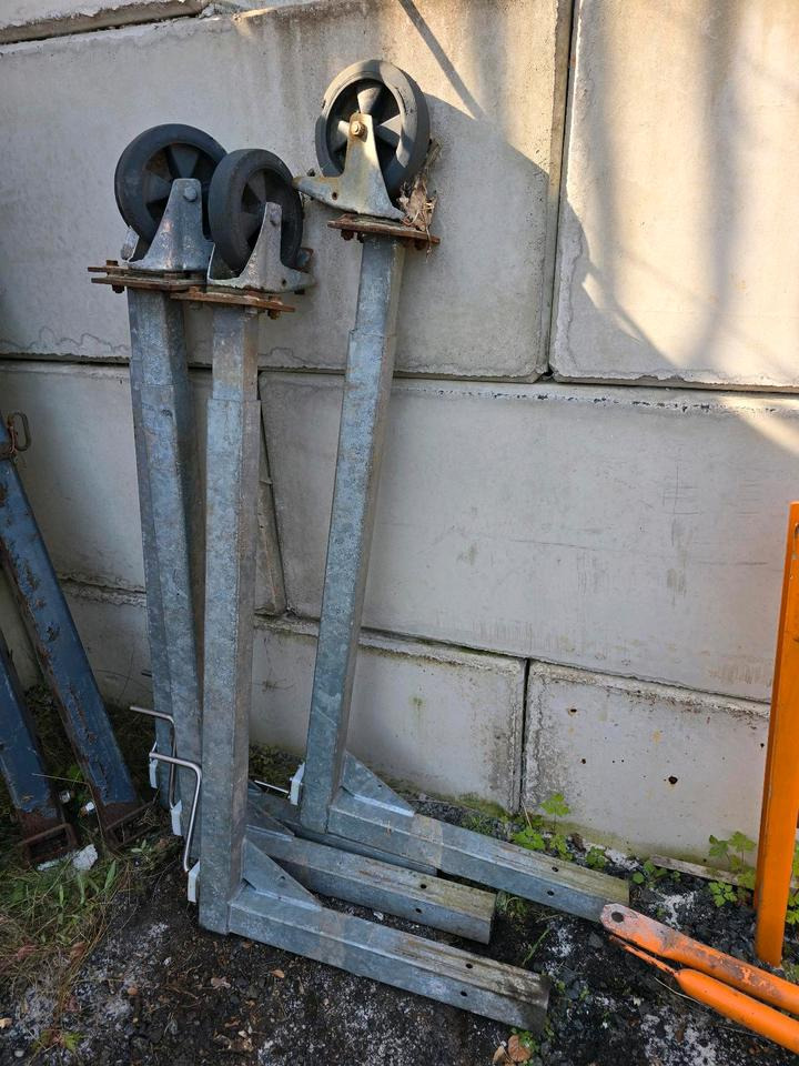 4x Stützen für Salzstreuer Container Wohnkabine Schmidt Epoke Gmeiner Salzsilo Streuautomat Winterdienst - Zout/ Zandstrooier: afbeelding 1 4x Stützen für Salzstreuer Container Wohnkabine Schmidt Epoke Gmeiner Salzsilo Streuautomat Winterdienst - Zout/ Zandstrooier: afbeelding 1