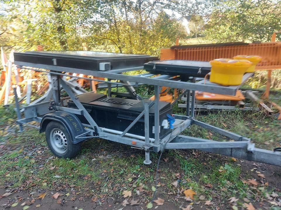 Nissen VLT LED Schilderwagen Verkehrssicherungsanhänger Leittafel - Aanhanger: afbeelding 3 Nissen VLT LED Schilderwagen Verkehrssicherungsanhänger Leittafel - Aanhanger: afbeelding 3