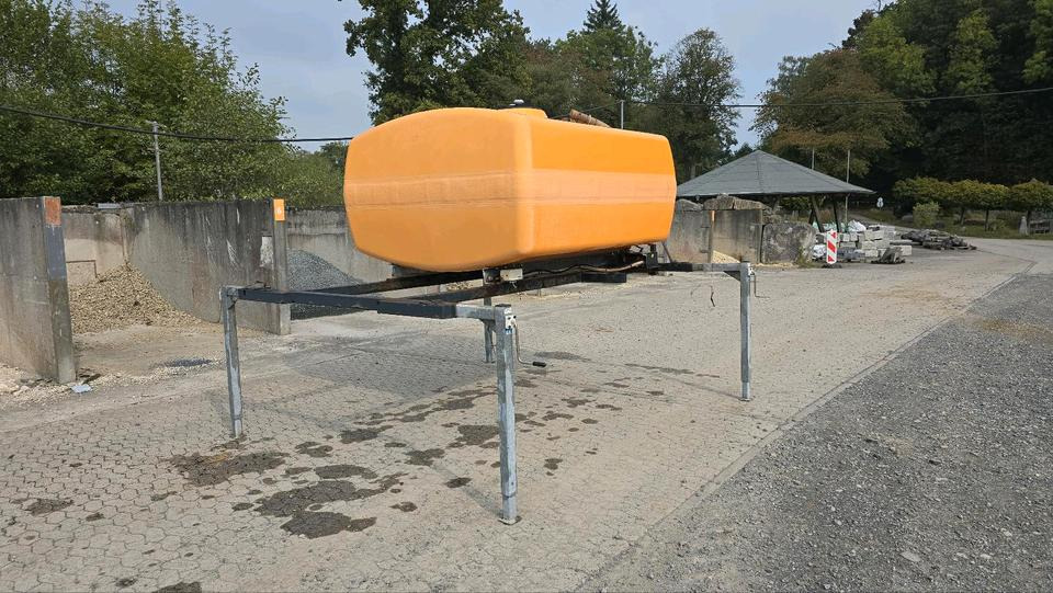 Dücker 5m3 Wassertank Wasserfass für Unimog UGE UGN 405 U300 400 500 427 430 LKW Boschung wassertank Laugentank Bewässerung 5000liter - Tankcontainer: afbeelding 5 Dücker 5m3 Wassertank Wasserfass für Unimog UGE UGN 405 U300 400 500 427 430 LKW Boschung wassertank Laugentank Bewässerung 5000liter - Tankcontainer: afbeelding 5