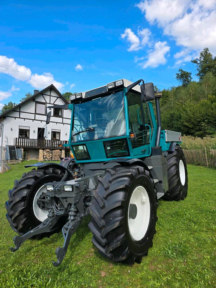 Fendt Xylon 524 Ez. 2003 50kmh 7900 Stunden Traktor Schlepper 522 520 - Tractor: afbeelding 2 Fendt Xylon 524 Ez. 2003 50kmh 7900 Stunden Traktor Schlepper 522 520 - Tractor: afbeelding 2