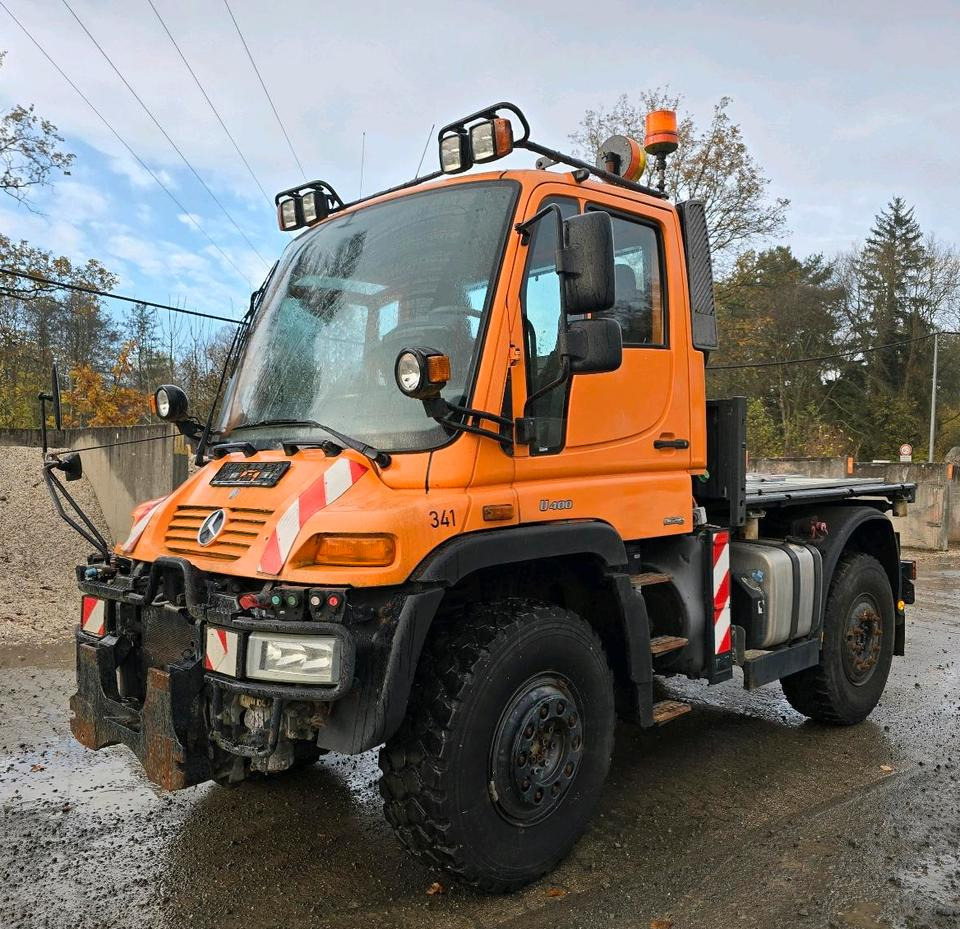 Unimog U400 Bluetec 5 2011 405 Mercedes-Benz U 300 500 423 427 430 527 530 - Gemeentelijke machine/ Speciaal: afbeelding 1 Unimog U400 Bluetec 5 2011 405 Mercedes-Benz U 300 500 423 427 430 527 530 - Gemeentelijke machine/ Speciaal: afbeelding 1