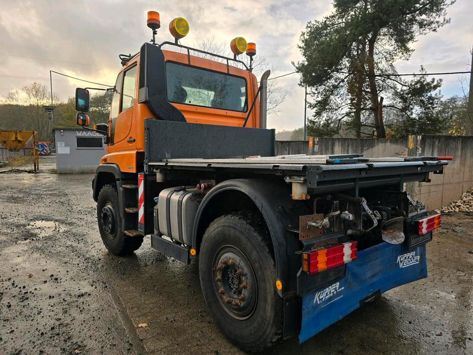 Unimog U400 Bluetec 5 2011 405 Mercedes-Benz U 300 500 423 427 430 527 530 - Gemeentelijke machine/ Speciaal: afbeelding 5 Unimog U400 Bluetec 5 2011 405 Mercedes-Benz U 300 500 423 427 430 527 530 - Gemeentelijke machine/ Speciaal: afbeelding 5