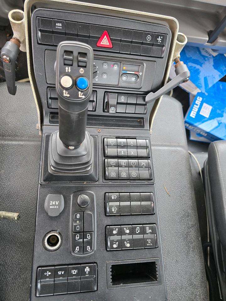 Leasing  Unimog U423 NKS-Z-UGE-43 Mercedes-Benz 405/10 405/12 UGE Mercedes-Benz U 318 323 327 423 427 429 430 EasyDrive Variopilot Unimog U423 NKS-Z-UGE-43 Mercedes-Benz 405/10 405/12 UGE Mercedes-Benz U 318 323 327 423 427 429 430 EasyDrive Variopilot: afbeelding 12