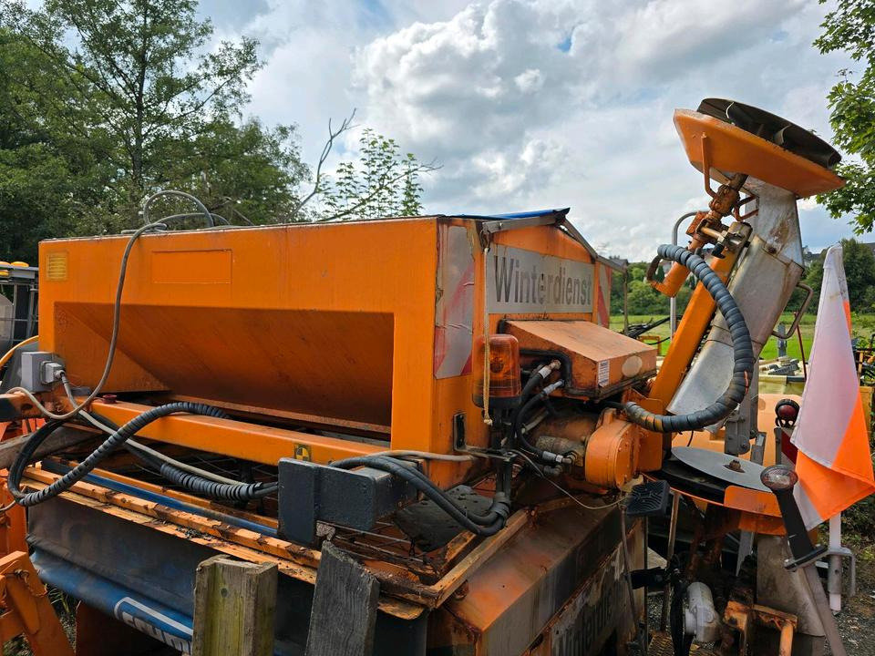 Gmeiner STA 2000TC Salzstreuer 2m3 Streuautomat Salzsilo Winterdienst Unimog 405 U300 400 500 423 427 430 318 Multicar tremo - Zout/ Zandstrooier: afbeelding 2 Gmeiner STA 2000TC Salzstreuer 2m3 Streuautomat Salzsilo Winterdienst Unimog 405 U300 400 500 423 427 430 318 Multicar tremo - Zout/ Zandstrooier: afbeelding 2