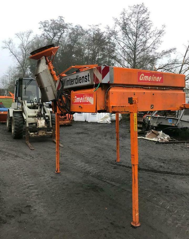 Gmeiner Salzstreuer 2m3 für Unimog 400 300 500 427 fendt xylon - Zout/ Zandstrooier: afbeelding 3 Gmeiner Salzstreuer 2m3 für Unimog 400 300 500 427 fendt xylon - Zout/ Zandstrooier: afbeelding 3