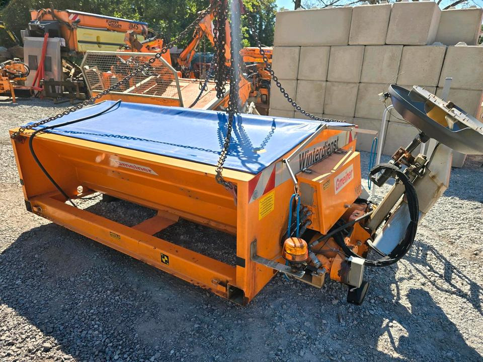 Gmeiner Yeti 1800w Salzstreuer Streuautomat Salzsilo Aufbau für Unimog UGE UGN 405/10 405/12 U318 U 318 423 323 327 427 429 Schmidt Winterdienst - Zout/ Zandstrooier: afbeelding 1 Gmeiner Yeti 1800w Salzstreuer Streuautomat Salzsilo Aufbau für Unimog UGE UGN 405/10 405/12 U318 U 318 423 323 327 427 429 Schmidt Winterdienst - Zout/ Zandstrooier: afbeelding 1