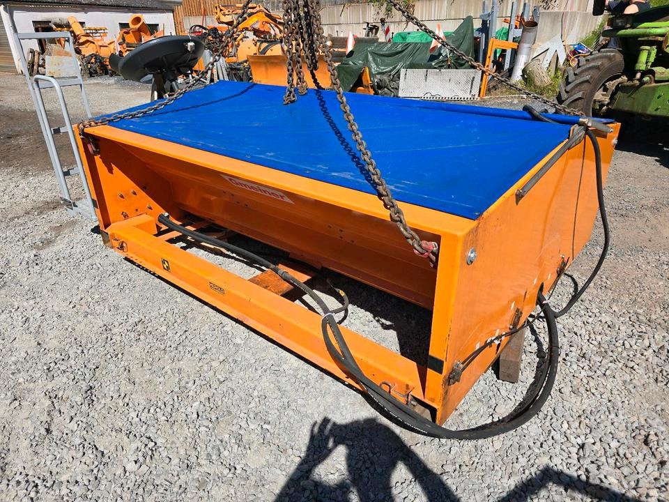 Gmeiner Yeti 1800w Salzstreuer Streuautomat Salzsilo Aufbau für Unimog UGE UGN 405/10 405/12 U318 U 318 423 323 327 427 429 Schmidt Winterdienst - Zout/ Zandstrooier: afbeelding 4 Gmeiner Yeti 1800w Salzstreuer Streuautomat Salzsilo Aufbau für Unimog UGE UGN 405/10 405/12 U318 U 318 423 323 327 427 429 Schmidt Winterdienst - Zout/ Zandstrooier: afbeelding 4