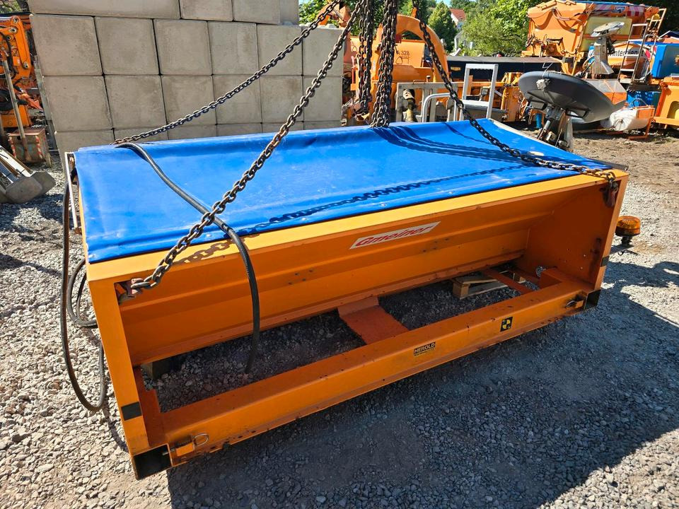 Gmeiner Yeti 1800w Salzstreuer Streuautomat Salzsilo Aufbau für Unimog UGE UGN 405/10 405/12 U318 U 318 423 323 327 427 429 Schmidt Winterdienst - Zout/ Zandstrooier: afbeelding 2 Gmeiner Yeti 1800w Salzstreuer Streuautomat Salzsilo Aufbau für Unimog UGE UGN 405/10 405/12 U318 U 318 423 323 327 427 429 Schmidt Winterdienst - Zout/ Zandstrooier: afbeelding 2