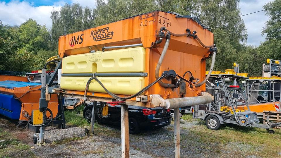 IMS Solestreuer Salzstreuer 5m3 V-Pad Salzsilo Winterdienst LKW Sole Sprühanlage IMSSN Küpper Weisser Schmidt - Zout/ Zandstrooier: afbeelding 4 IMS Solestreuer Salzstreuer 5m3 V-Pad Salzsilo Winterdienst LKW Sole Sprühanlage IMSSN Küpper Weisser Schmidt - Zout/ Zandstrooier: afbeelding 4