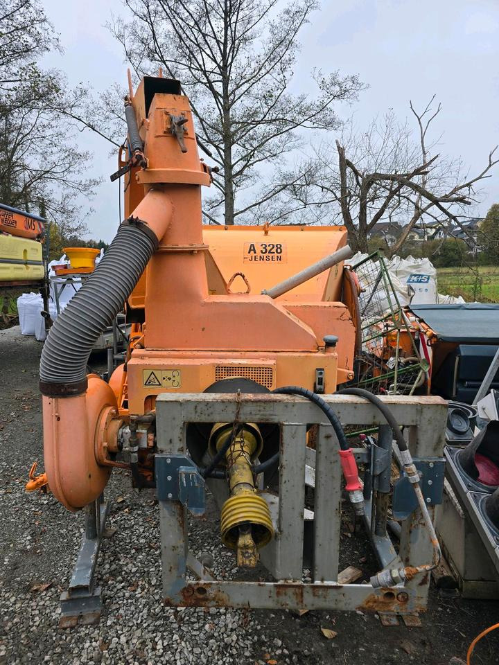 Jensen A328 Holhäcksler Holzhacker Holzschreder passend für Unimog 405 U 300 400 500 527 530 523 - Houtversnipperaar: afbeelding 3 Jensen A328 Holhäcksler Holzhacker Holzschreder passend für Unimog 405 U 300 400 500 527 530 523 - Houtversnipperaar: afbeelding 3