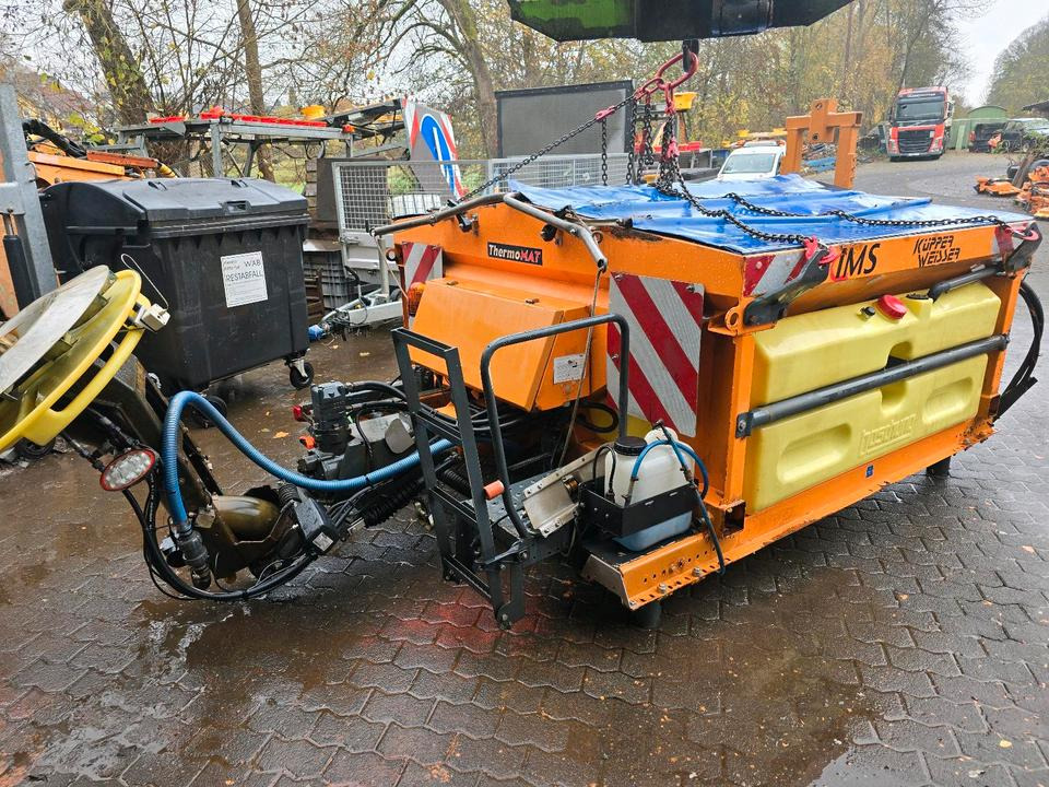Küpper-Weisser IMSSM F20020HFA Salzstreuer Salzsilo Streuautomat Winterdienst Unimog 405 U300 U 400 500 530 527 423 427 318 218 ThermoMat Schmidt Stratos Mulag Parkrahmen - Zout/ Zandstrooier: afbeelding 1 Küpper-Weisser IMSSM F20020HFA Salzstreuer Salzsilo Streuautomat Winterdienst Unimog 405 U300 U 400 500 530 527 423 427 318 218 ThermoMat Schmidt Stratos Mulag Parkrahmen - Zout/ Zandstrooier: afbeelding 1