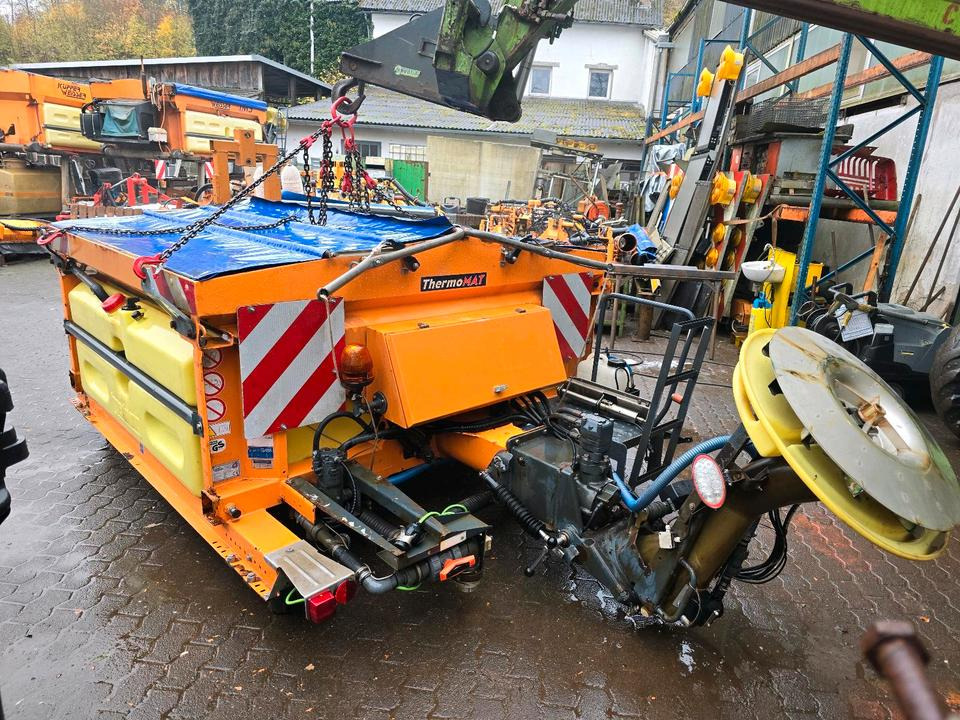 Küpper-Weisser IMSSM F20020HFA Salzstreuer Salzsilo Streuautomat Winterdienst Unimog 405 U300 U 400 500 530 527 423 427 318 218 ThermoMat Schmidt Stratos Mulag Parkrahmen - Zout/ Zandstrooier: afbeelding 5 Küpper-Weisser IMSSM F20020HFA Salzstreuer Salzsilo Streuautomat Winterdienst Unimog 405 U300 U 400 500 530 527 423 427 318 218 ThermoMat Schmidt Stratos Mulag Parkrahmen - Zout/ Zandstrooier: afbeelding 5
