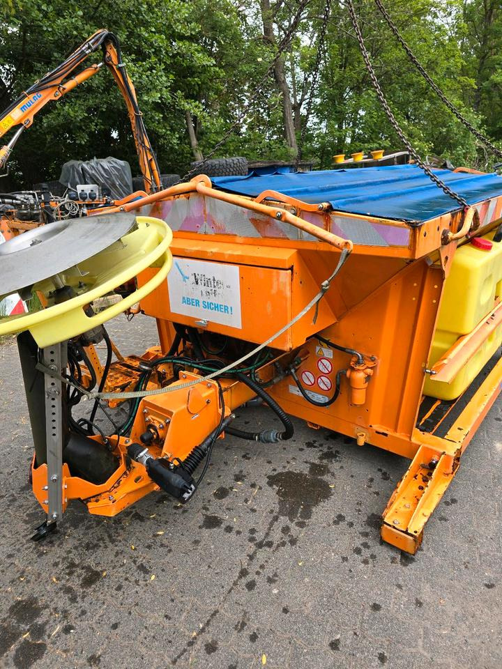 Küpper Weisser ISM STA 95 2,5M3 für Unimog UGN UGE 424 427 405 U300 U 300 400 500 MERCEDES-BENZ 218 219 318 323 423 427 327 430 429 430 435 Salzsilo Streuautomat Winterdienst - Zout/ Zandstrooier: afbeelding 3 Küpper Weisser ISM STA 95 2,5M3 für Unimog UGN UGE 424 427 405 U300 U 300 400 500 MERCEDES-BENZ 218 219 318 323 423 427 327 430 429 430 435 Salzsilo Streuautomat Winterdienst - Zout/ Zandstrooier: afbeelding 3