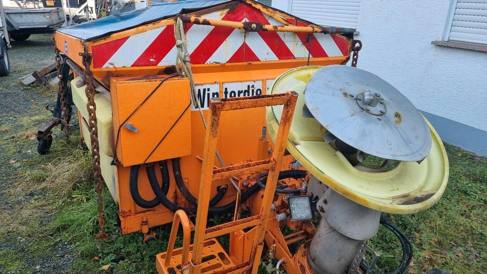 Küpper Weisser Salzstreuer Salzsilo FS 30 Winterdienst Schmidt für Unimog - Zout/ Zandstrooier: afbeelding 4 Küpper Weisser Salzstreuer Salzsilo FS 30 Winterdienst Schmidt für Unimog - Zout/ Zandstrooier: afbeelding 4