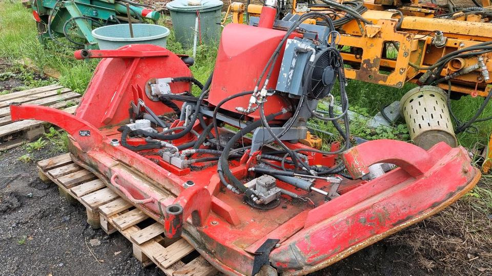 Loipfinger T320KLM Mähwerk Mulchgerät Mulchmäher für Aebi Kubota Iseki Deutz Fendt - Gazonmaaier: afbeelding 1 Loipfinger T320KLM Mähwerk Mulchgerät Mulchmäher für Aebi Kubota Iseki Deutz Fendt - Gazonmaaier: afbeelding 1
