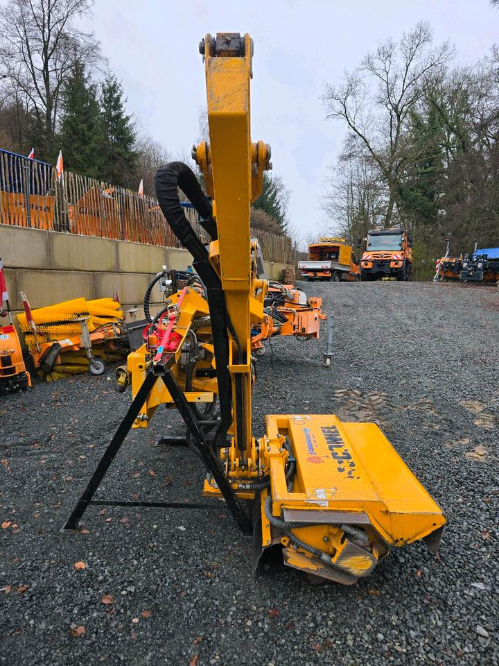 McConnel PA48 MK2 Mähausleger Mc Connel Böschungsmäher Böschungsmulcher Hangmäher für Traktor - Armmaaier: afbeelding 5 McConnel PA48 MK2 Mähausleger Mc Connel Böschungsmäher Böschungsmulcher Hangmäher für Traktor - Armmaaier: afbeelding 5