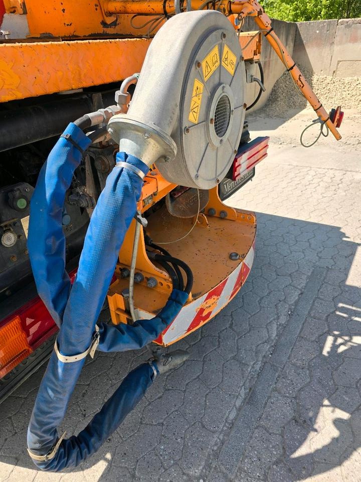 Mulag Heckgewicht mit Gebläse für Unimog 405 u300 U 400 500 UGN UGE 423 427 318 218 530 430 535 Böschungsmäher Böschungsmulcher Dücker - Zout/ Zandstrooier: afbeelding 4 Mulag Heckgewicht mit Gebläse für Unimog 405 u300 U 400 500 UGN UGE 423 427 318 218 530 430 535 Böschungsmäher Böschungsmulcher Dücker - Zout/ Zandstrooier: afbeelding 4