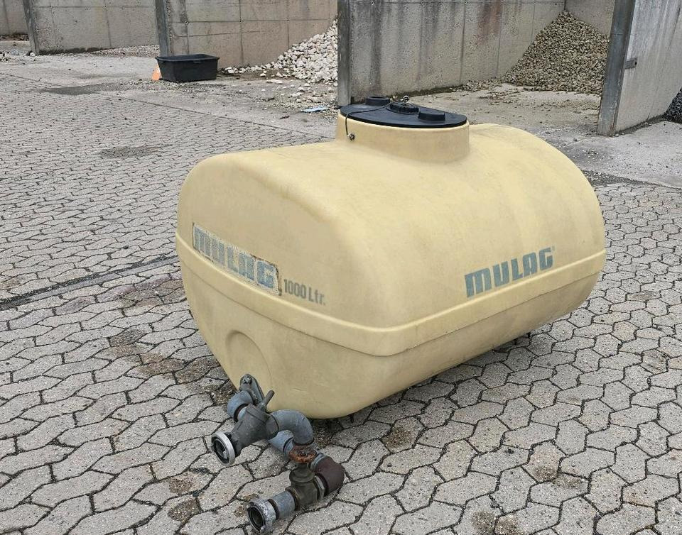 Schmidt Mulag 1m3 Wassertank Wasserfass Speidel für Unimog UGE UGN 405 U300 400 500 427 430 LKW Boschung wassertank Laugentank Bewässerung 5000liter - Tankcontainer: afbeelding 1 Schmidt Mulag 1m3 Wassertank Wasserfass Speidel für Unimog UGE UGN 405 U300 400 500 427 430 LKW Boschung wassertank Laugentank Bewässerung 5000liter - Tankcontainer: afbeelding 1
