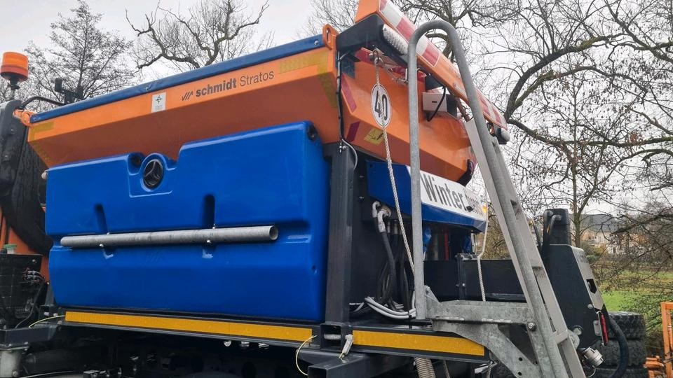 Schmidt Stratos S25K-21 Salzstreuer Salzsilo für Unimog Mercedes Benz 405 U427 430 423 530 527 318 Winterdienst Aebi Schneepflug - Zout/ Zandstrooier: afbeelding 3 Schmidt Stratos S25K-21 Salzstreuer Salzsilo für Unimog Mercedes Benz 405 U427 430 423 530 527 318 Winterdienst Aebi Schneepflug - Zout/ Zandstrooier: afbeelding 3