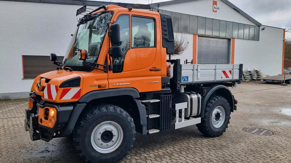 Zu vermieten Unimog 405 U318 423 429 430 Mercedes Benz 318 527 Vermietung - Sneeuwruimer: afbeelding 3 Zu vermieten Unimog 405 U318 423 429 430 Mercedes Benz 318 527 Vermietung - Sneeuwruimer: afbeelding 3
