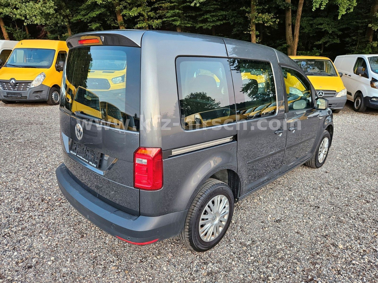 Volkswagen Caddy Temp*Sitzhzg*Navi*Blueth*2xSchiebetüre*1Hd - Personenvervoer: afbeelding 4 Volkswagen Caddy Temp*Sitzhzg*Navi*Blueth*2xSchiebetüre*1Hd - Personenvervoer: afbeelding 4