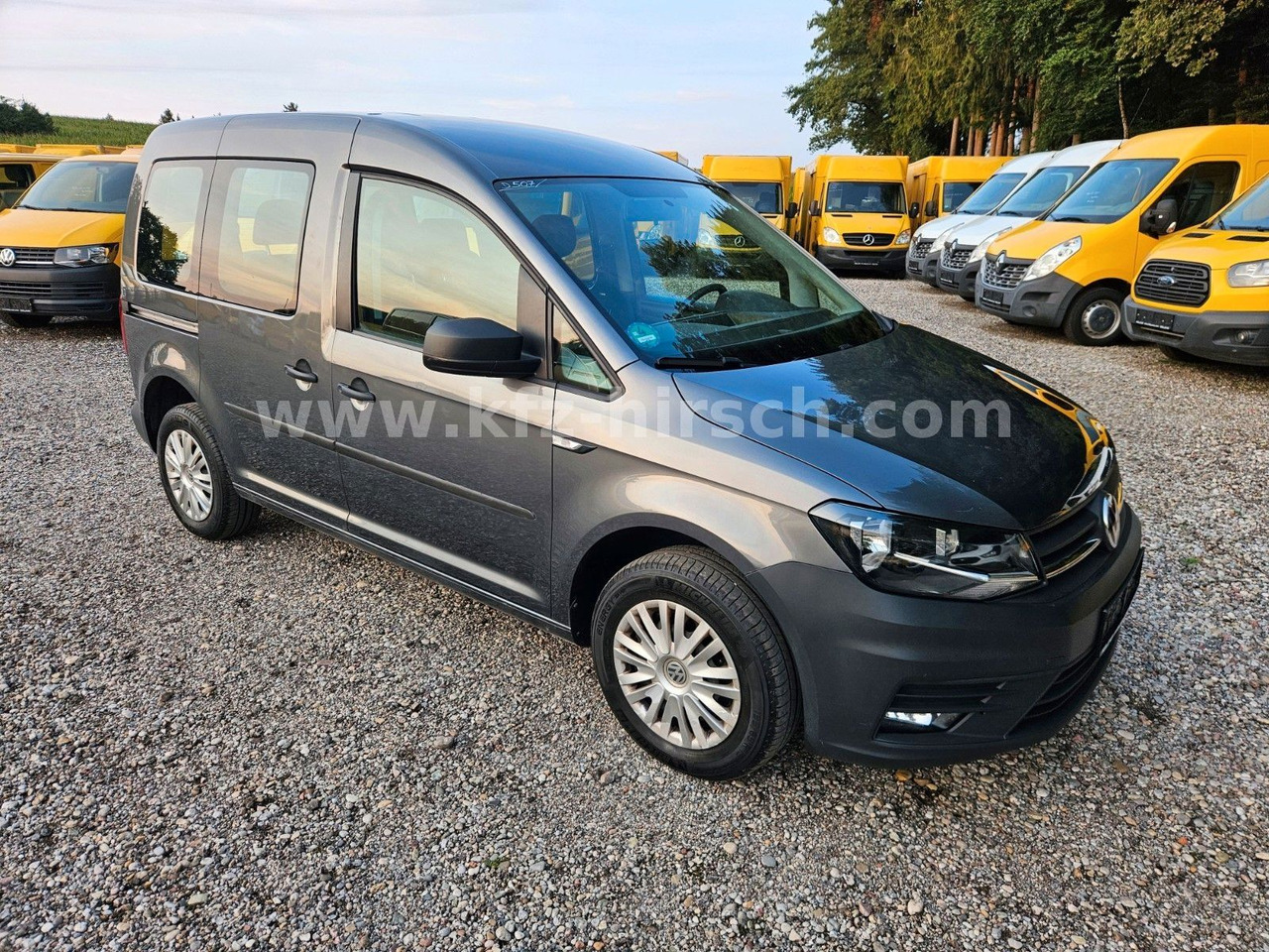 Volkswagen Caddy Temp*Sitzhzg*Navi*Blueth*2xSchiebetüre*1Hd - Personenvervoer: afbeelding 1 Volkswagen Caddy Temp*Sitzhzg*Navi*Blueth*2xSchiebetüre*1Hd - Personenvervoer: afbeelding 1