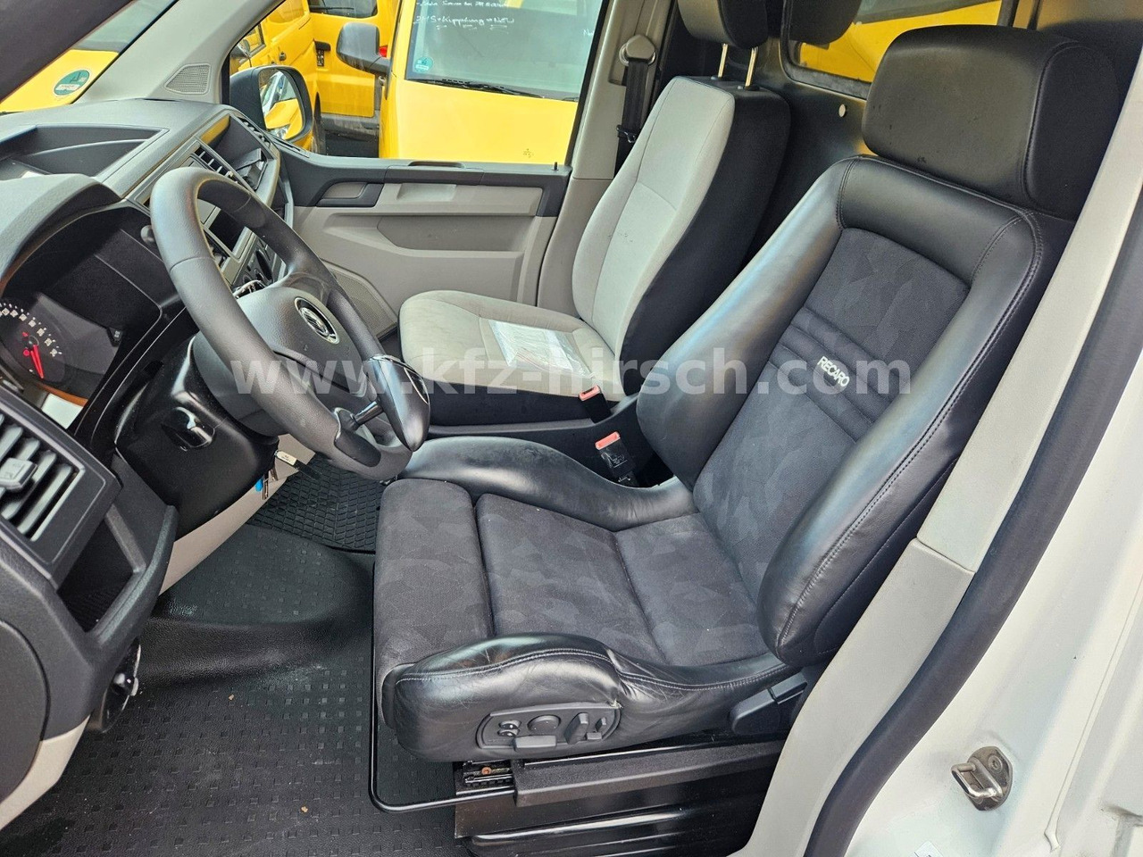 Volkswagen T6 Automatik/ DSG Sortimo Stdhzg Werkstatt 1.Hd - Personenvervoer: afbeelding 5 Volkswagen T6 Automatik/ DSG Sortimo Stdhzg Werkstatt 1.Hd - Personenvervoer: afbeelding 5