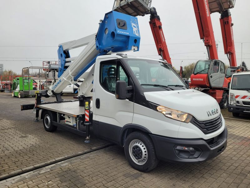 Iveco Daily 35S14 nowy podnośnik koszowy 20 m Socage ForSte 20D SPEED bucket truck boom lift - Vrachtwagen hoogwerker: afbeelding 4 Iveco Daily 35S14 nowy podnośnik koszowy 20 m Socage ForSte 20D SPEED bucket truck boom lift - Vrachtwagen hoogwerker: afbeelding 4