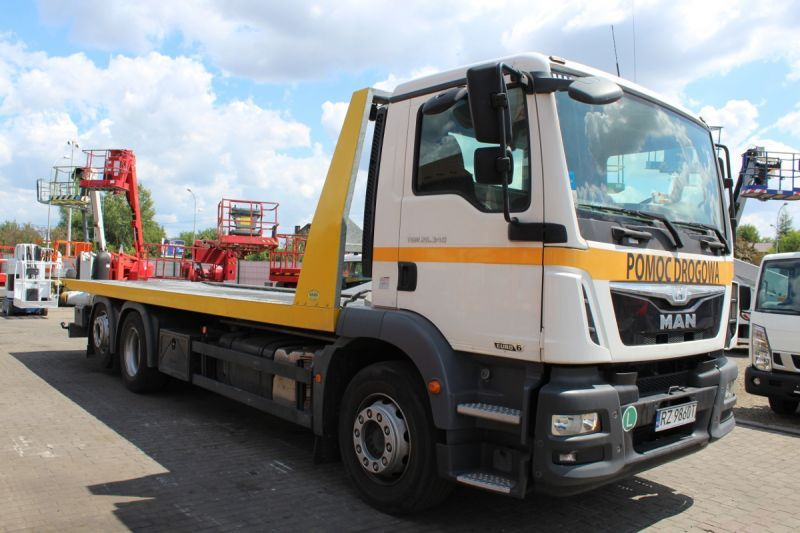 MAN TGM 26.340 Pomoc Drogowa Laweta - Bergingsvoertuig: afbeelding 2 MAN TGM 26.340 Pomoc Drogowa Laweta - Bergingsvoertuig: afbeelding 2
