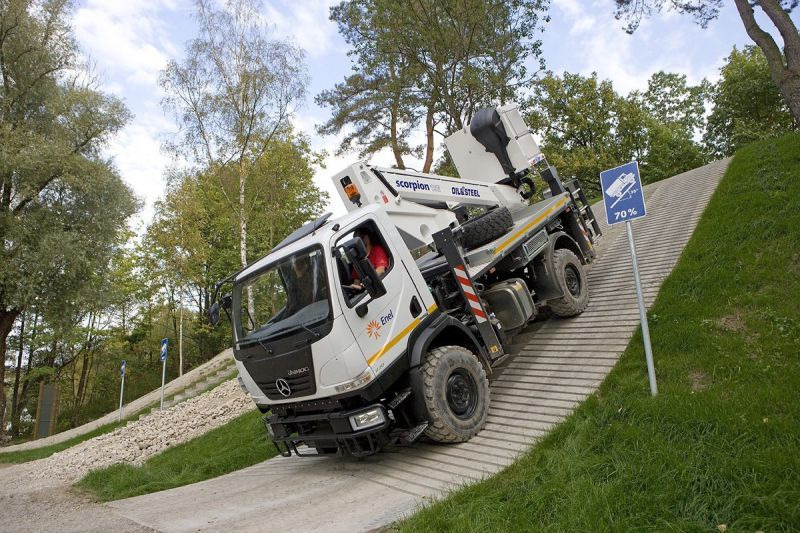 Oil&Steel Scorpion 15E 16m zamontowany na Mercedes-Benz Unimog U20 4x4 - Vrachtwagen hoogwerker: afbeelding 1 Oil&Steel Scorpion 15E 16m zamontowany na Mercedes-Benz Unimog U20 4x4 - Vrachtwagen hoogwerker: afbeelding 1