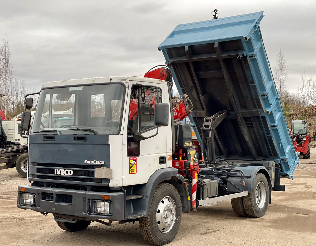 IVECO EUROCARGO - Kraanwagen: afbeelding 1 IVECO EUROCARGO - Kraanwagen: afbeelding 1