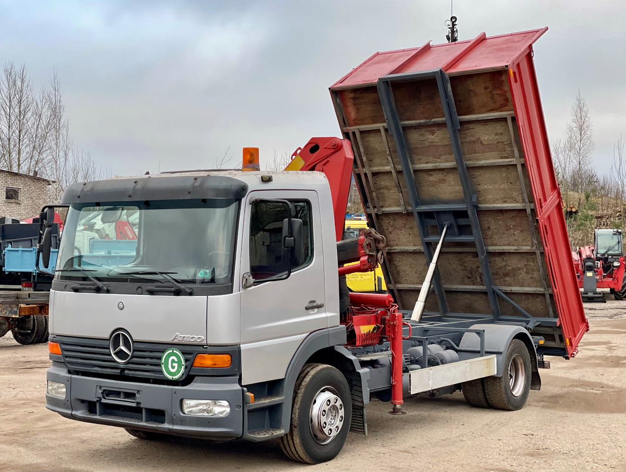 MERCEDES-BENZ ATEGO - Kraanwagen: afbeelding 1 MERCEDES-BENZ ATEGO - Kraanwagen: afbeelding 1