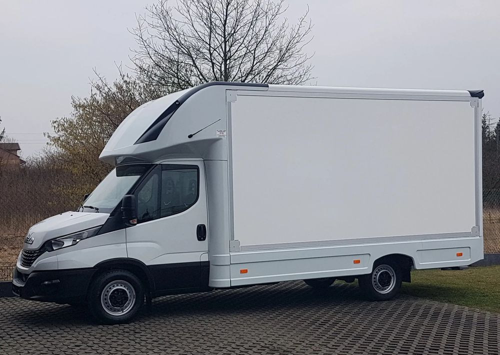 Iveco DAILY KONTENER NISKOPODŁOGOWY 4,43x2,23x2,42 SKLEP BAR FOODTRUCK KAMPER KLIMA - Camper: afbeelding 2 Iveco DAILY KONTENER NISKOPODŁOGOWY 4,43x2,23x2,42 SKLEP BAR FOODTRUCK KAMPER KLIMA - Camper: afbeelding 2
