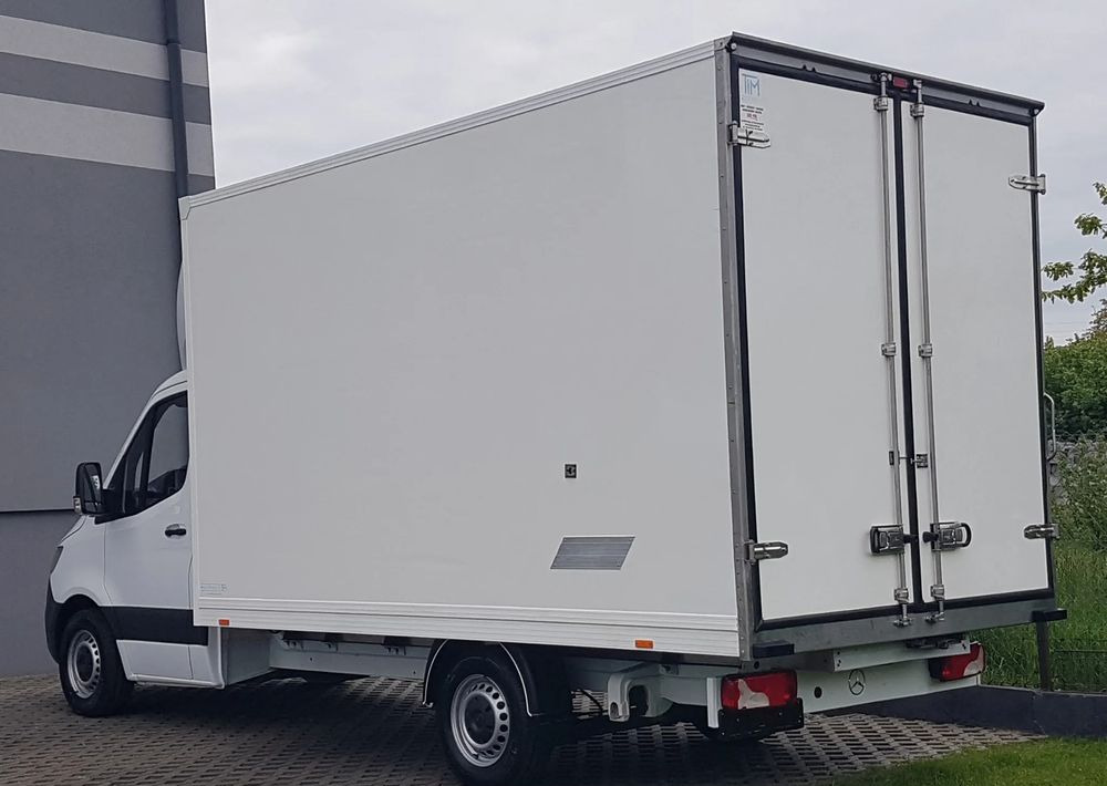 Mercedes-Benz Sprinter KONTENER 8EP 4,12x2,15x2,30 KLIMA 314 CDI MANUAL KRAJOWY AC - Bestelwagen gesloten laadbak: afbeelding 3 Mercedes-Benz Sprinter KONTENER 8EP 4,12x2,15x2,30 KLIMA 314 CDI MANUAL KRAJOWY AC - Bestelwagen gesloten laadbak: afbeelding 3