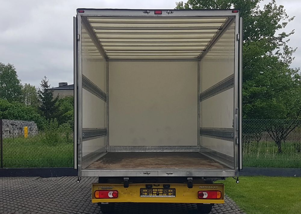 Renault MASTER KONTENER 8EP 4,21x2,23x2,22 KLIMA KRAJOWY MANUAL 6-BIEGÓW - Bestelwagen gesloten laadbak: afbeelding 5 Renault MASTER KONTENER 8EP 4,21x2,23x2,22 KLIMA KRAJOWY MANUAL 6-BIEGÓW - Bestelwagen gesloten laadbak: afbeelding 5
