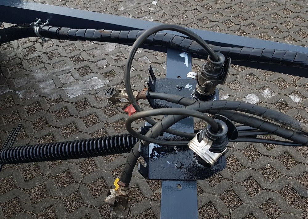Wielton PS-2 PRZYCZEPA POD KONTENERY DO HAKOWCA 2 OSIE BLIŹNIAKI HUFFERMANN MEILLER ZASŁAW SKIBICKI - Haakarm/ Portaalarm aanhanger: afbeelding 5 Wielton PS-2 PRZYCZEPA POD KONTENERY DO HAKOWCA 2 OSIE BLIŹNIAKI HUFFERMANN MEILLER ZASŁAW SKIBICKI - Haakarm/ Portaalarm aanhanger: afbeelding 5
