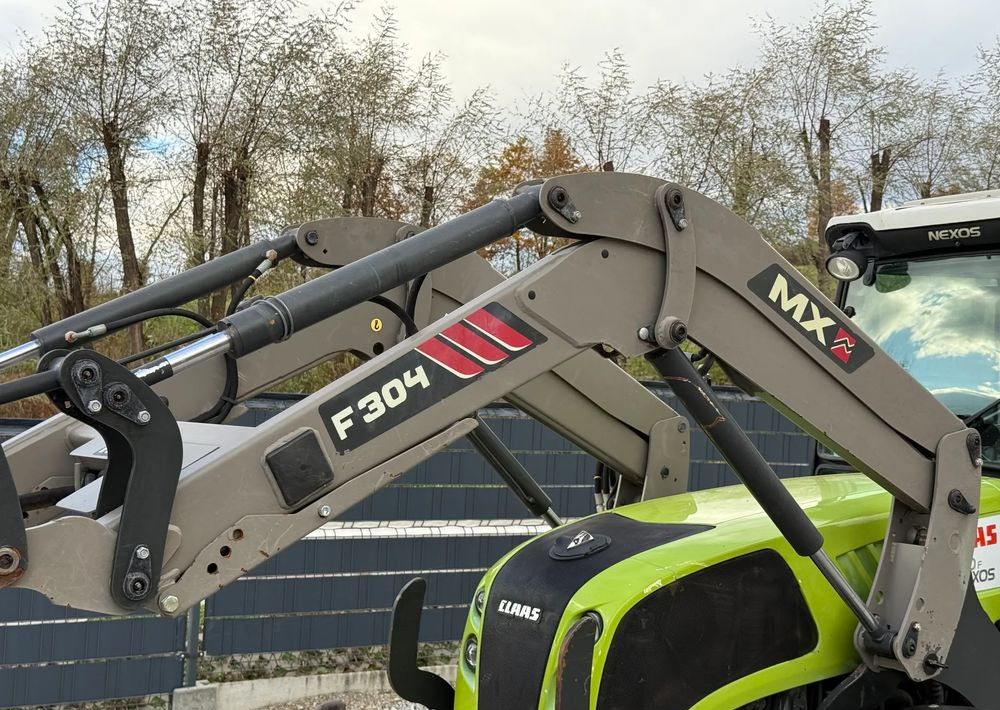 Claas * 240 F NEXOS CLAAS * 4x4 * Sadowniczy * Tur MX F304 * TUZ * Wałek WOM* Ciągnik * Traktor * - Tractor: afbeelding 4 Claas * 240 F NEXOS CLAAS * 4x4 * Sadowniczy * Tur MX F304 * TUZ * Wałek WOM* Ciągnik * Traktor * - Tractor: afbeelding 4