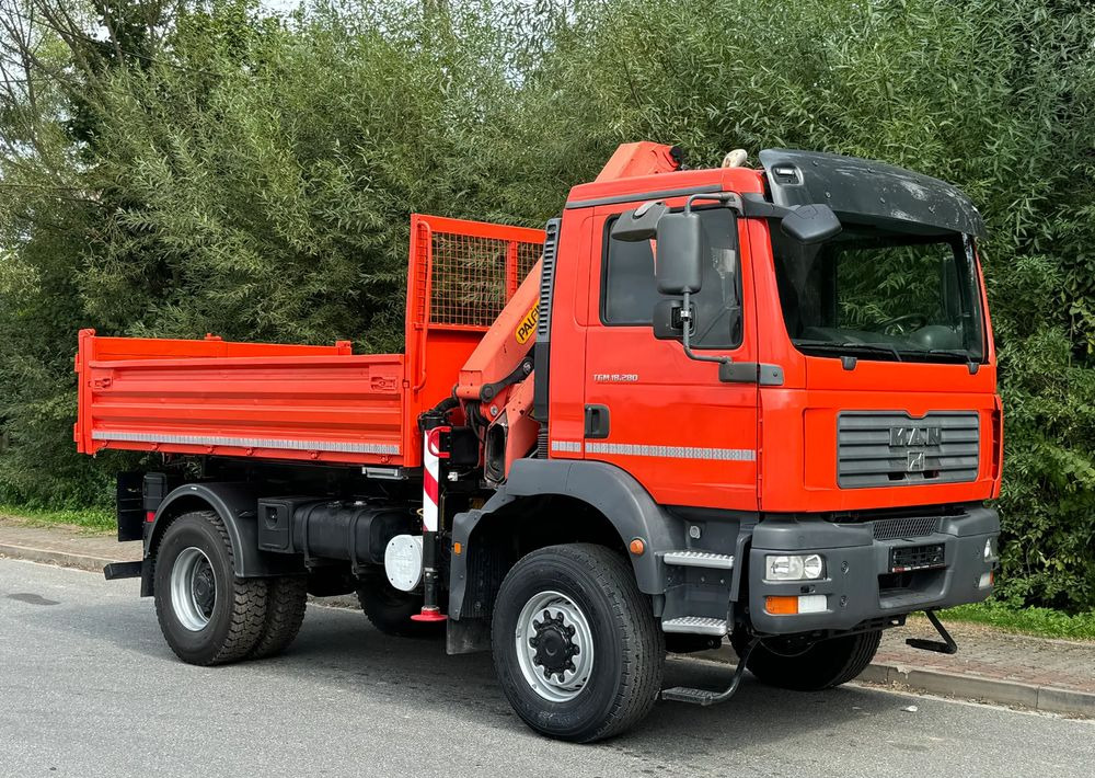 MAN TGM 18-280 MAN 4x4 HDS PALFINGER 105 KIPER WYWROTKA MEILLER BARDZO DOBRY STAN - Kipper vrachtwagen: afbeelding 2 MAN TGM 18-280 MAN 4x4 HDS PALFINGER 105 KIPER WYWROTKA MEILLER BARDZO DOBRY STAN - Kipper vrachtwagen: afbeelding 2