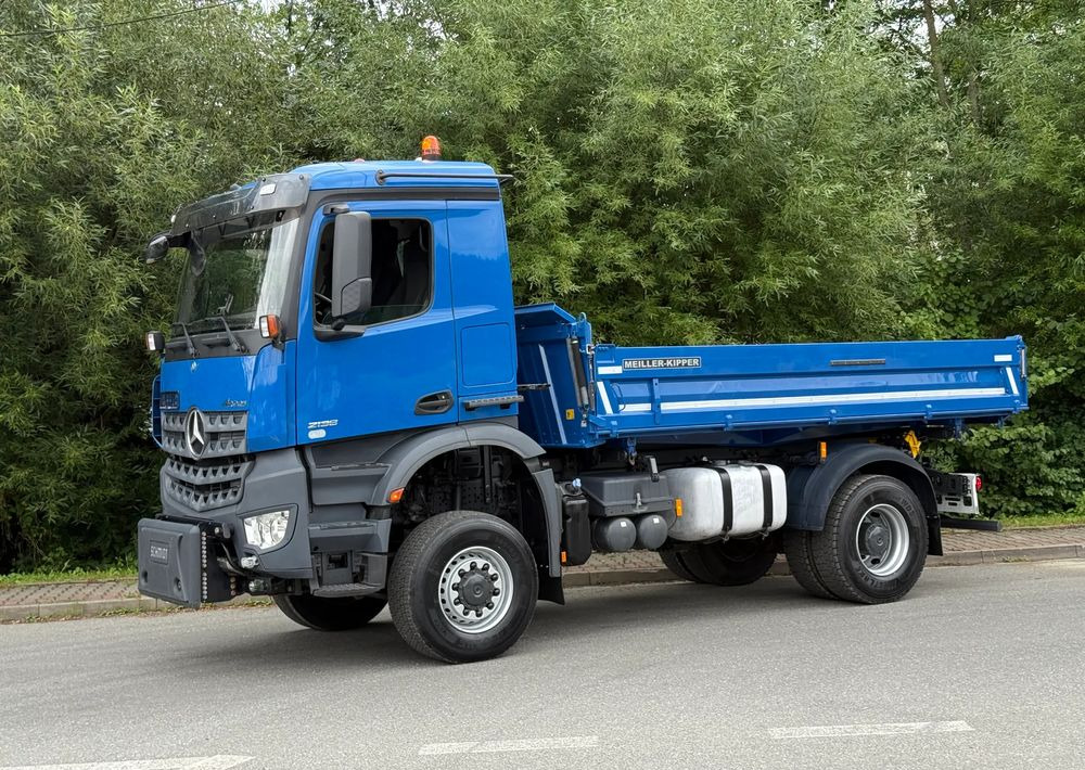 Mercedes-Benz * Arocs * 4X4 * JAK NOWY * Wywrotka Kiper Meiller * Sprowadzony * 80.700 km Oryginalnie * Mercedes - Kipper vrachtwagen: afbeelding 3 Mercedes-Benz * Arocs * 4X4 * JAK NOWY * Wywrotka Kiper Meiller * Sprowadzony * 80.700 km Oryginalnie * Mercedes - Kipper vrachtwagen: afbeelding 3