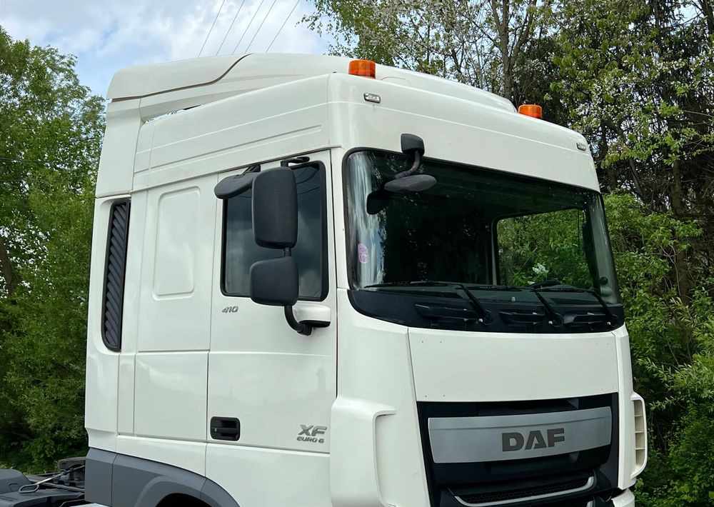 DAF *DAF XF 106 410 Euro 6 RETARDER KLIMA SPROWADZONY SUPER STAN CIĄGNIK SIODŁOWY - Trekker: afbeelding 4 DAF *DAF XF 106 410 Euro 6 RETARDER KLIMA SPROWADZONY SUPER STAN CIĄGNIK SIODŁOWY - Trekker: afbeelding 4