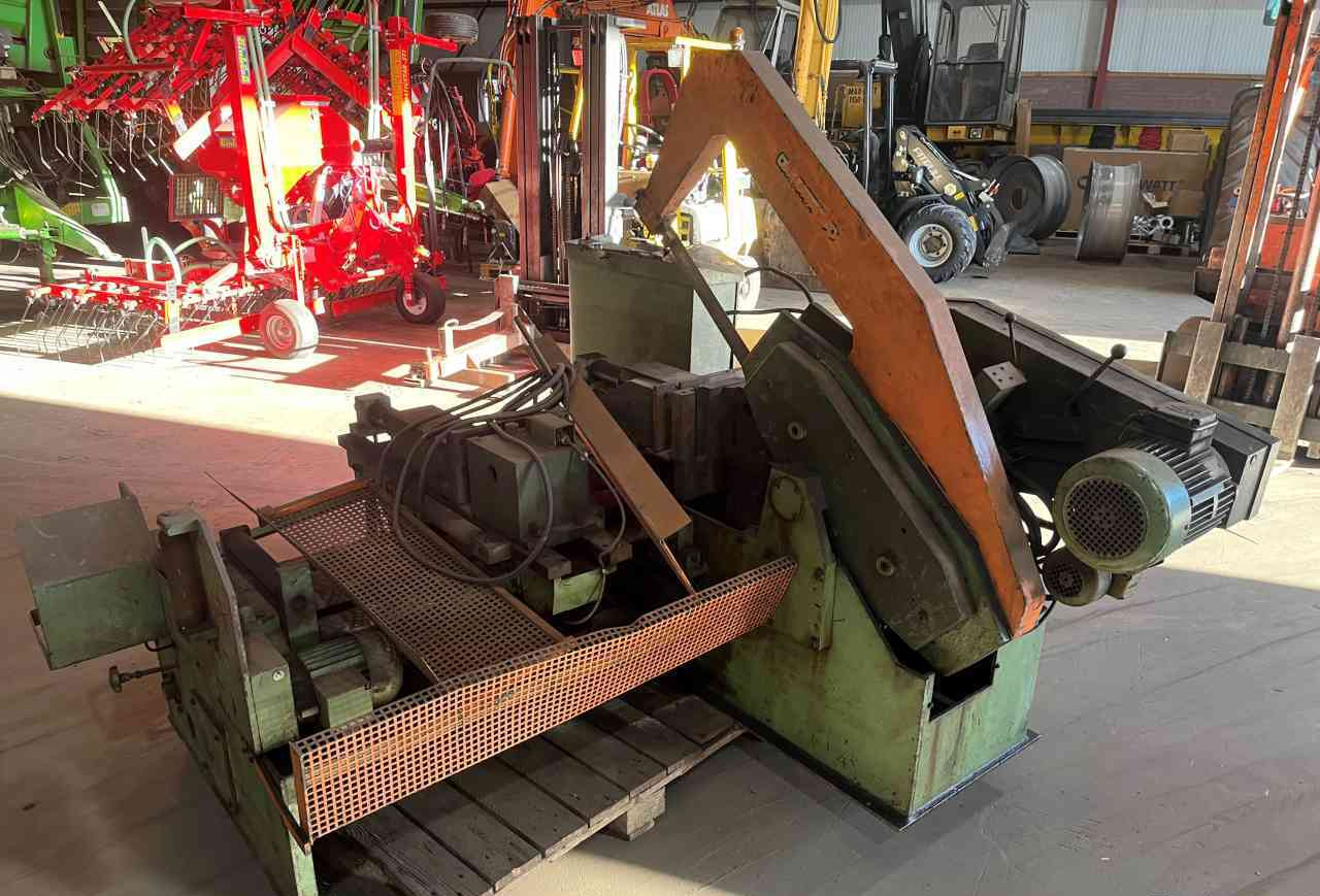 Kasto beugelzaagmachine diversen - Werktuigmachine: afbeelding 2 Kasto beugelzaagmachine diversen - Werktuigmachine: afbeelding 2